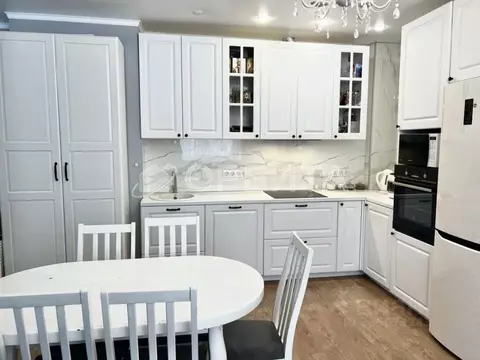 3-к кв. Тюменская область, Тюмень ул. Тимофея Чаркова, 79к3 (70.3 м)