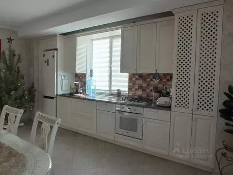 2-к кв. Крым, Евпатория просп. Ленина, 68к42 (58.3 м)