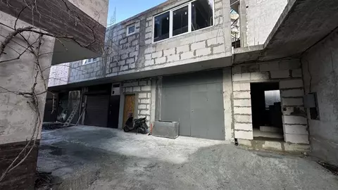 Гараж в Крым, Ялта ул. Красных Партизан (74 м)