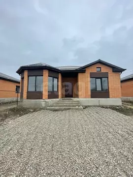 Дом в Ставропольский край, Михайловск Шпаковский район, ул. Софьи ...