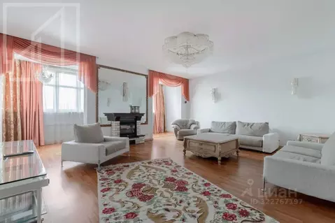 4-к кв. Москва Давыдковская ул., 3 (225.0 м)