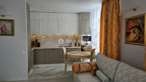 Продается 3-комнатная квартира