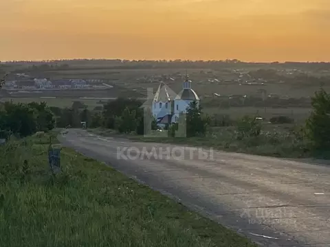 Дом в Воронежская область, Семилукский район, Губаревское с/пос, ...