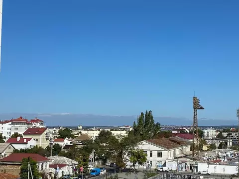 3-к кв. Севастополь ул. Генерала Крейзера, 7 (100.4 м)