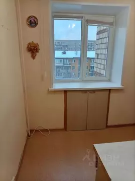 3-к кв. Красноярский край, Красноярск Свердловская ул., 9 (60.0 м)