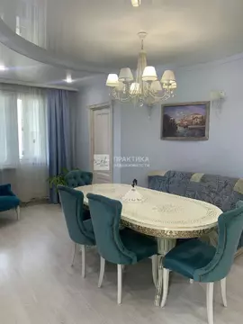 Продается 4-комнатная квартира