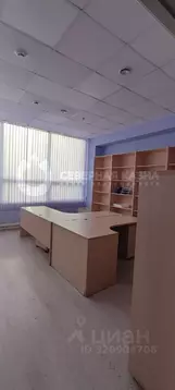 Офис в Свердловская область, Екатеринбург ул. Крестинского, 46А (57 м)