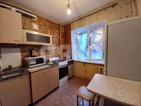 2-к кв. Волгоградская область, Волгоград ул. Маршала Еременко, 19 ...