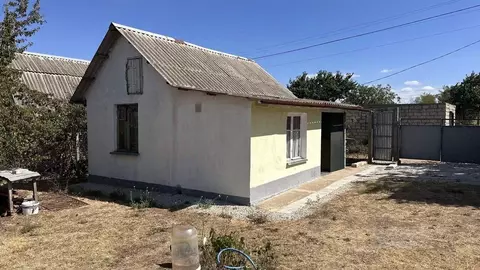 Дом в Крым, Бахчисарайский район, Энтузиаст СПК ул. Уютная, 14 (27 м)