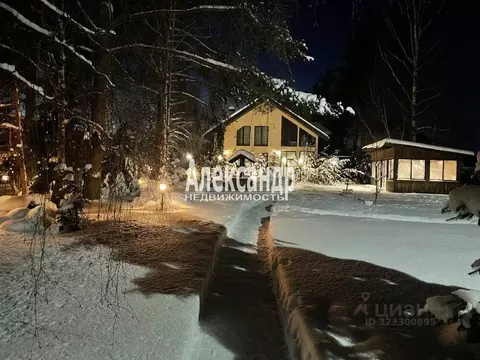 Коттедж в Ленинградская область, Приозерский район, Запорожское с/пос, ...
