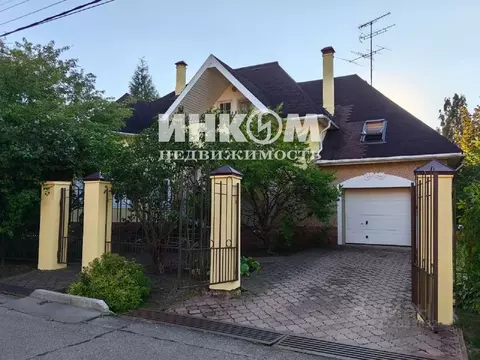 Дом в Москва д. Поповка, ул. Сиреневая, 20 (300 м)