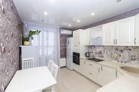 1-к кв. Тюменская область, Тюмень ул. Александра Протозанова, 18к1 ...