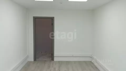 Офис в Тюменская область, Тюмень ул. Дружбы, 207 (17 м)