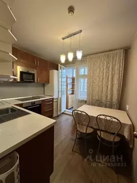 1-к кв. Санкт-Петербург ул. Бадаева, 8к1 (55.0 м)