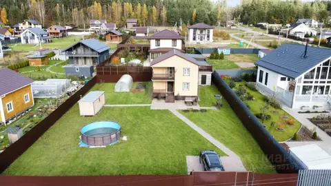 Дом в Ленинградская область, Выборгский район, Рощинское городское ...