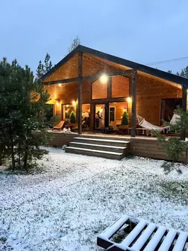 Дом в Свердловская область, Екатеринбург Лесные Тропы тер., 7 (100 м)