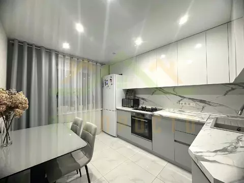 Продается 2-комнатная квартира