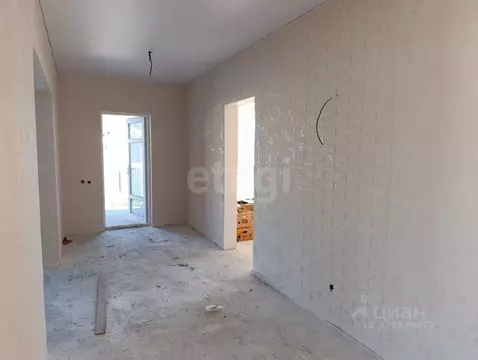 Дом в Крым, Симферопольский район, Добровское с/пос, с. Заречное ул. ...