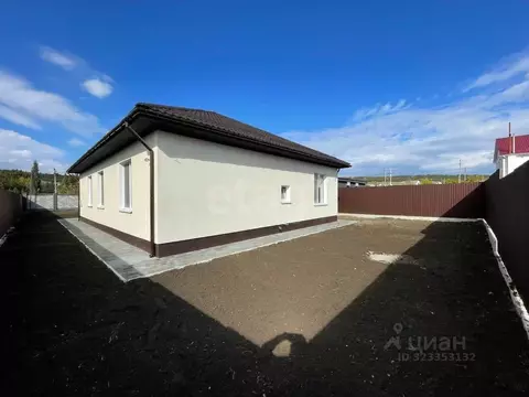 Дом в Крым, Симферопольский район, Трудовское с/пос, с. Строгоновка ...