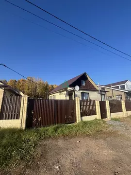 Дом в Башкортостан, Уфимский район, Юматовский сельсовет, с. Станции ...