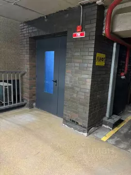 Гараж в Санкт-Петербург Малая Бухарестская ул., 12 (13 м)