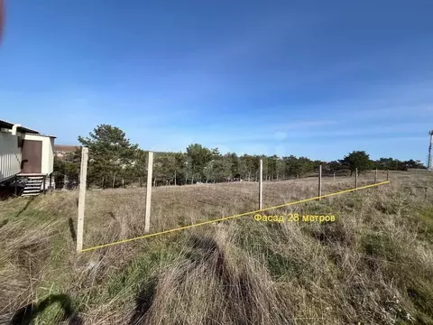 Участок в Крым, Бахчисарайский район, с. Угловое ул. Комарова, 180 ...