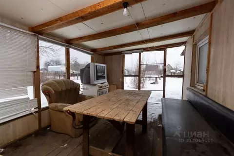 Дом в Оренбургская область, Оренбургский район, Ленинский сельсовет, ...