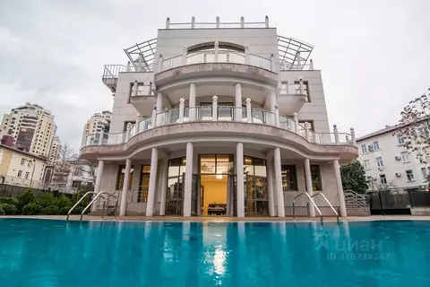 Дом в Краснодарский край, Сочи ул. Гагарина, 2 (780 м)