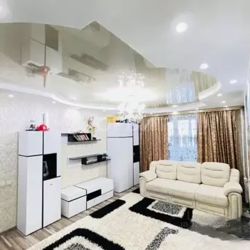 2-к кв. Тюменская область, Тюмень ул. Линейная, 11 (66.0 м)