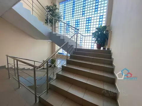 Помещение свободного назначения в Омская область, Омск ул. Химиков, 8 ...