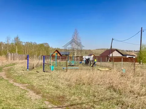 Участок в Красноярский край, Емельяновский район, Шуваевский ...