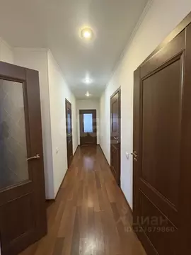 2-к кв. Тюменская область, Тюмень ул. Николая Зелинского, 3 (60.0 м)