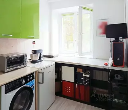 1-к кв. Свердловская область, Екатеринбург ул. Пирогова, 4 (31.1 м)