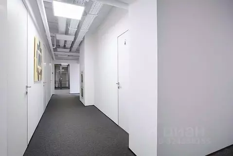 Офис в Москва ул. Академика Варги, 8К1 (585 м)