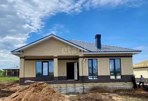 Дом в Башкортостан, Уфимский район, Жуковский сельсовет, д. Мармылево  ...