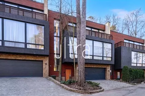 Таунхаус в Московская область, Одинцовский городской округ, д. ...