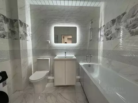 2-к кв. Москва Новоостаповская ул., 7к1 (35.0 м)