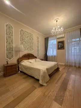 2-к кв. Санкт-Петербург ул. Маяковского, 1/96 (80.0 м)