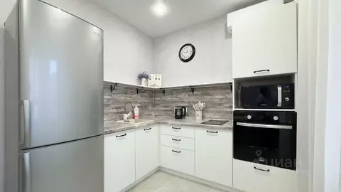 1-к кв. Татарстан, Казань ул. Баки Урманче, 4к2 (33.4 м)