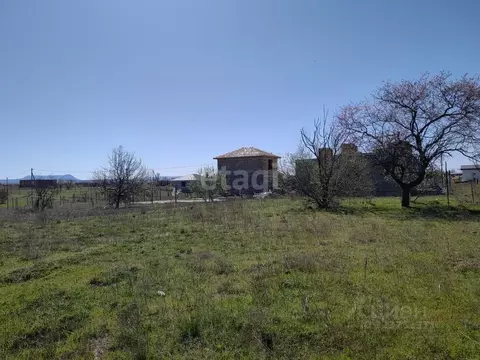 Участок в Крым, Симферопольский район, Перовское с/пос, СЭЛМА СПК ул. ...