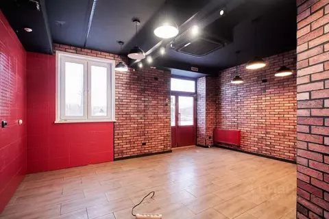 Помещение свободного назначения в Тюменская область, Тюмень ул. Героев ...