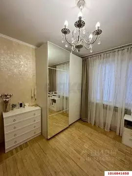 3-к кв. Краснодарский край, Краснодар Уральская ул. (75.5 м)