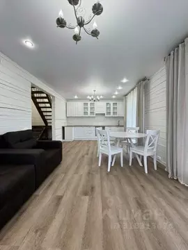 Дом в Иркутская область, Иркутский муниципальный округ, с. ...