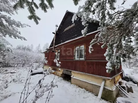 Дом в Ленинградская область, Киришский район, Пчевжинское с/пос, д. ...