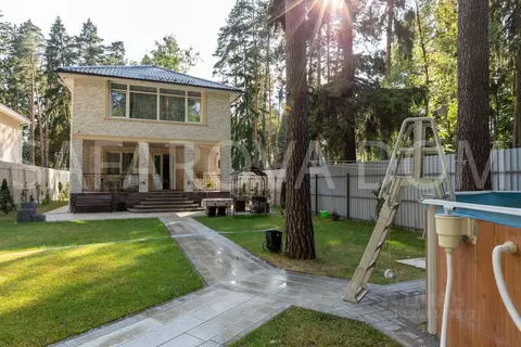 Дом в Московская область, Люберцы городской округ, Малаховка пгт ул. ...