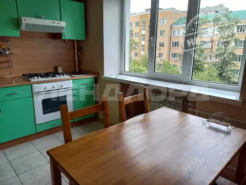 2-к кв. Ростовская область, Ростов-на-Дону Пушкинская ул., 78 (79.8 м)