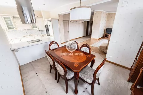 2-к кв. Калининградская область, Светлогорск Аптечная ул., 1 (90.5 м)