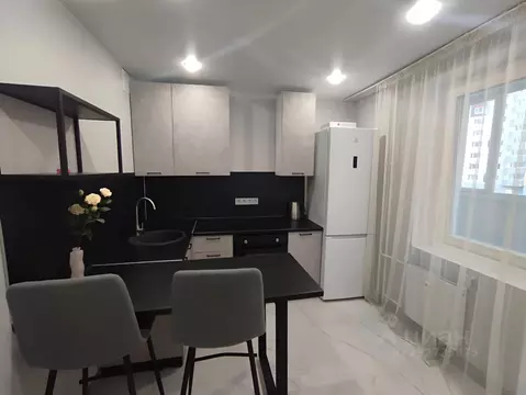 1-к кв. Тюменская область, Тюмень ул. Валентины Трофимовой, 4 (45.0 м)