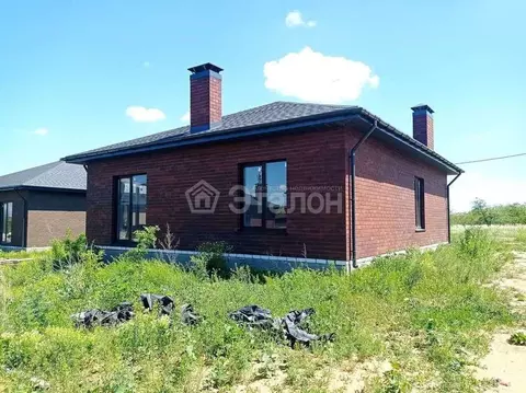 Дом в Волгоградская область, Волгоград Солнечный мкр, ул. Кольцевая ...