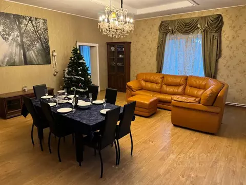 Дом в Ленинградская область, Выборг ул. Большая Гвардейская, 19 (300 ...